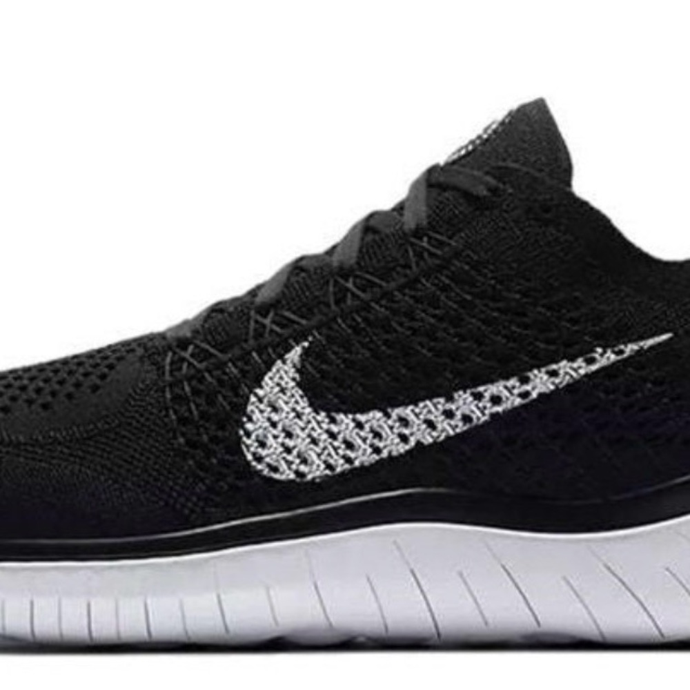 Nike - Picture 4 of 5